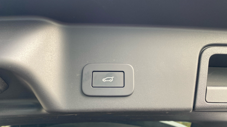 Land Rover Range Rover Evoque 1.5 P300e Evoque Edition 5dr Auto Hatchback